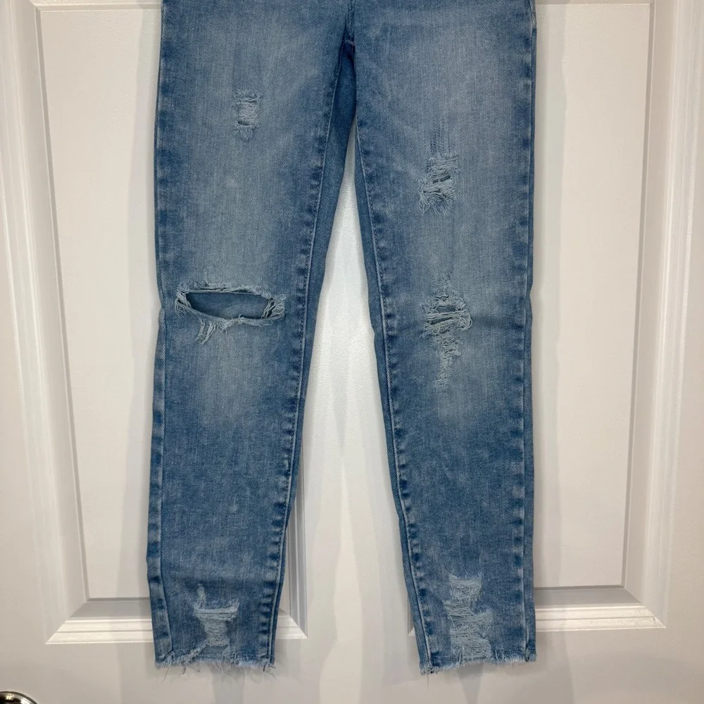 Old Navy‎ Kids Girls Size 8 Light Wash Distressed Ballerina Jeggings